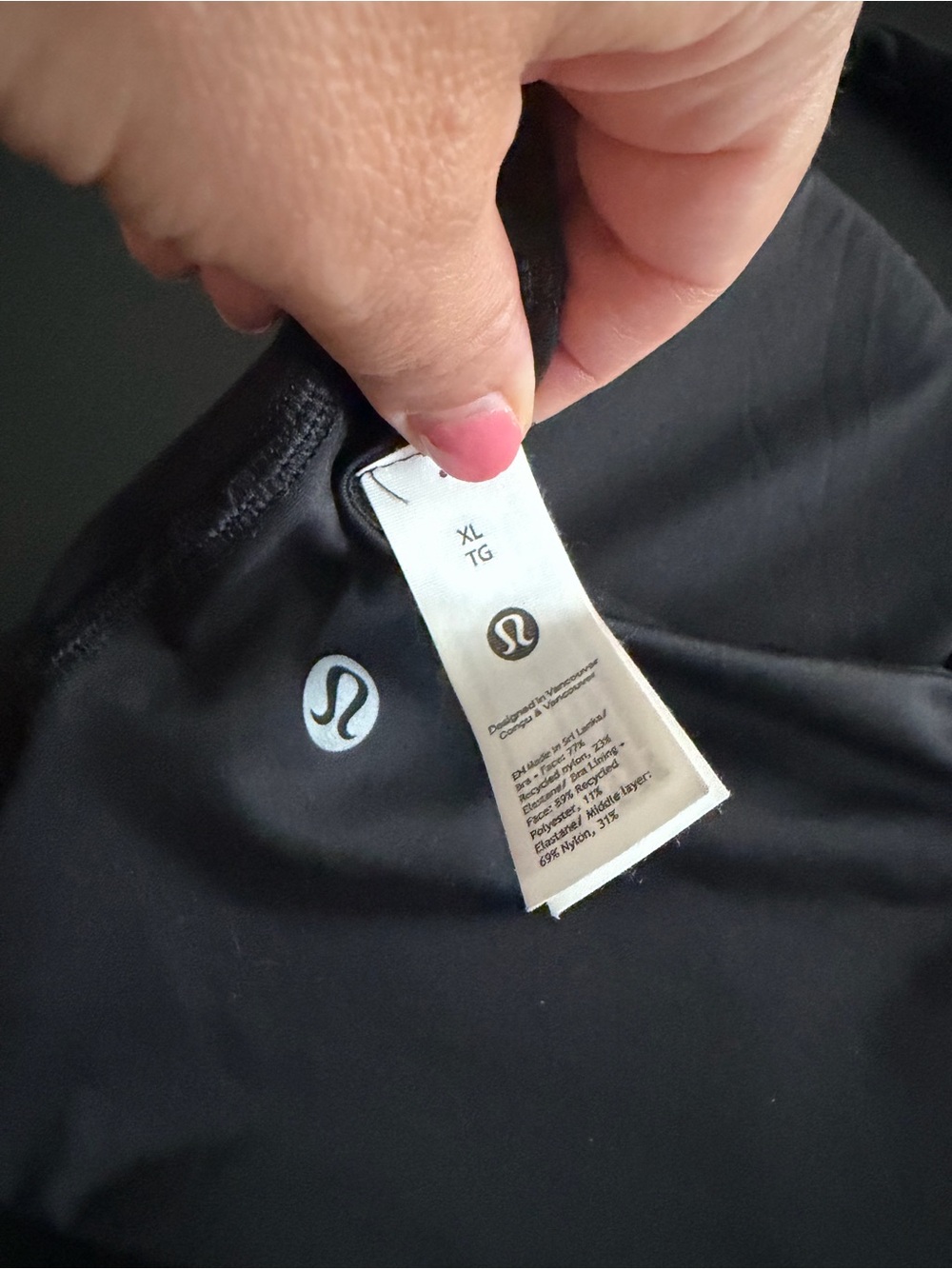 Lululemon sports bra - Picture 3 of 3